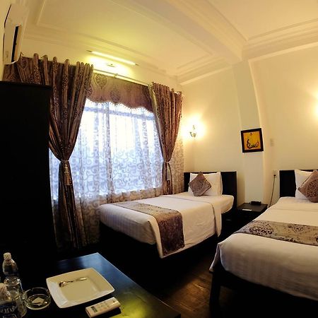 Evelyn Hotel Da Nang Exterior photo